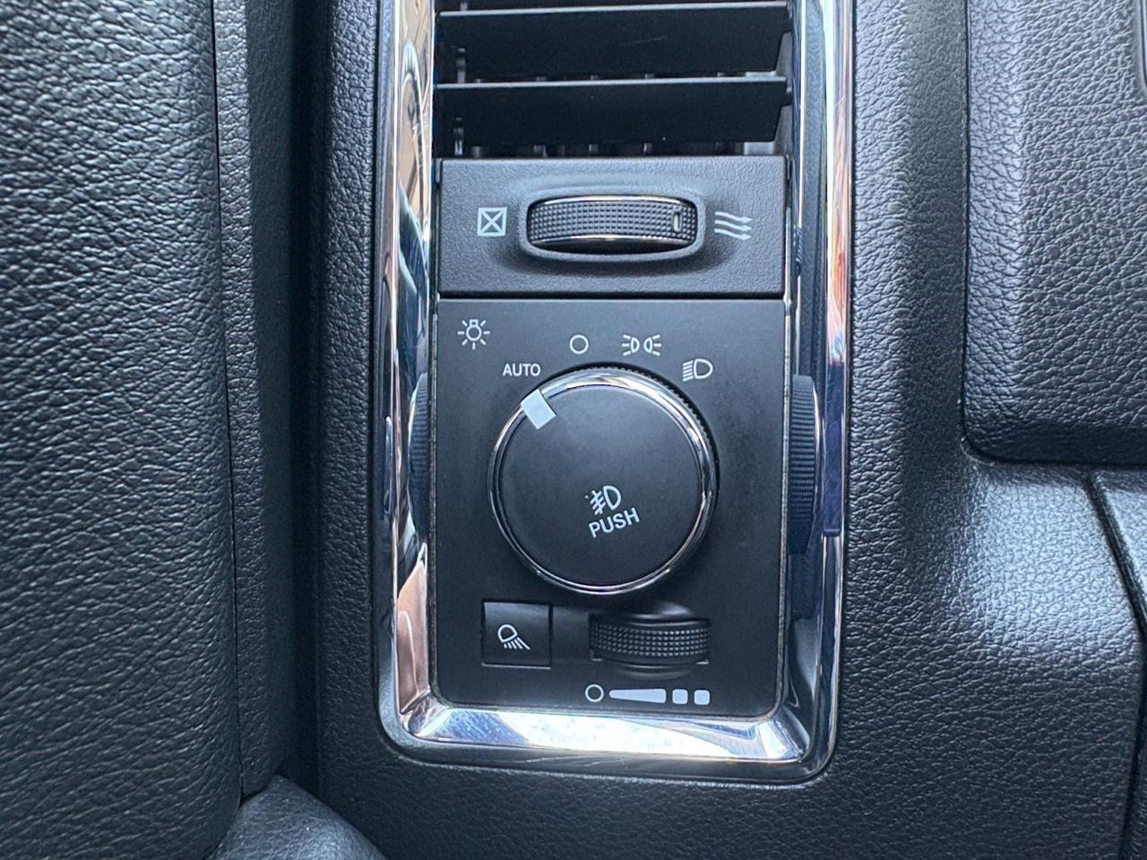 2017 Ram 1500 Laramie, TOW PACKAGE, SUNROOF, RAM BOX CARGO, REMOTE START, UCONNECT BLUETOOTH, HEATED & VENTILATED SEATS, HEATED REAR SEATS, NAVIGATION, REAR POWER SLIDING WINDOW, ONLY 89K MILES, THIS RAM IS READY TO BE IN YOUR DRIVEWAY! Virginia Beach VA