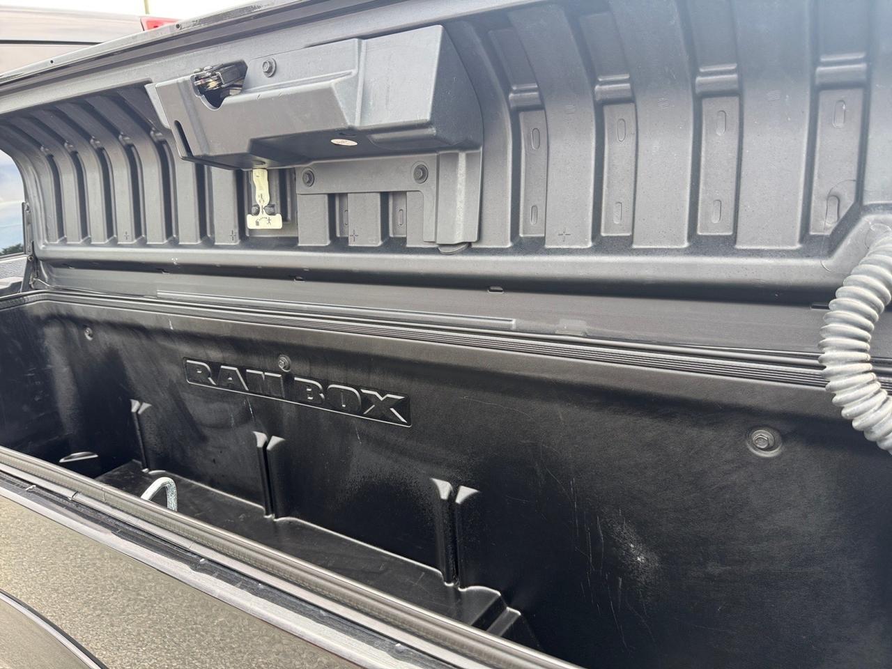 2017 Ram 1500 Limited, HEATED/VENTILATED SEATS, HEATED REAR SEATS, SUNROOF, UNIVERSAL GARAGE DOOR OPENER, ALPINE SPEAKERS, BACKUP CAMERA, POWER FOLDING MIRRORS, RUNNING BOARDS, TOW PACKAGE, TOW HOOKS, CLEAN CARFAX, THIS RAM HAS IT ALL! Norfolk VA