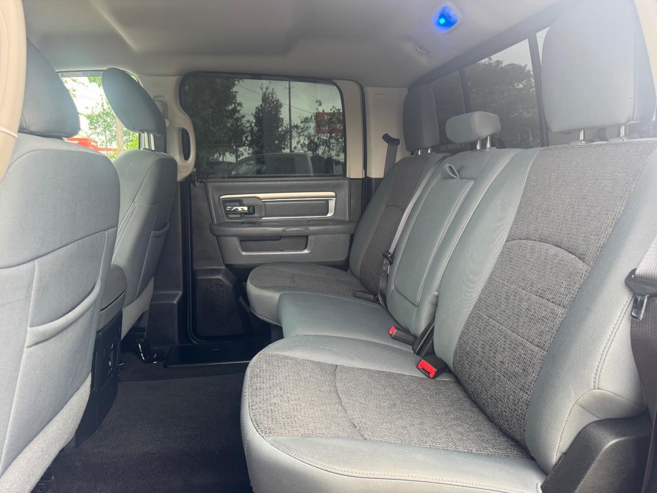 2017 Ram 1500 Lone Star Crew Cab 4x2 5'7 Box Austin TX