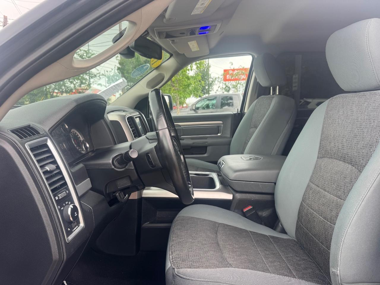 2017 Ram 1500 Lone Star Crew Cab 4x2 5'7 Box Austin TX