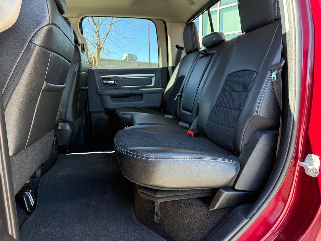 2017 Ram 1500 Lone Star Silver Crew Cab 4x2 5'7 Box Austin TX