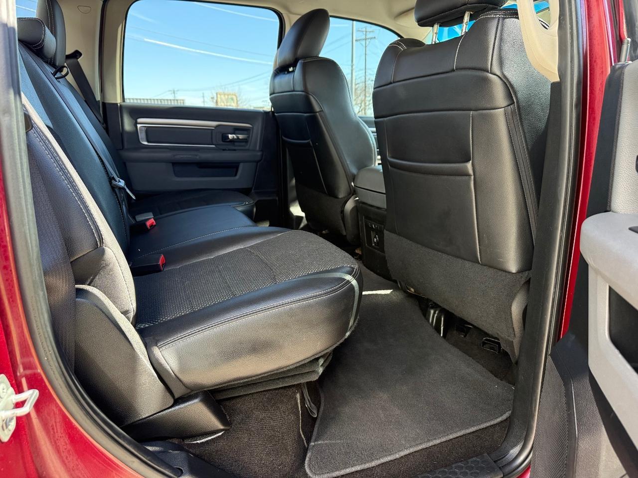 2017 Ram 1500 Lone Star Silver Crew Cab 4x2 5'7 Box Austin TX