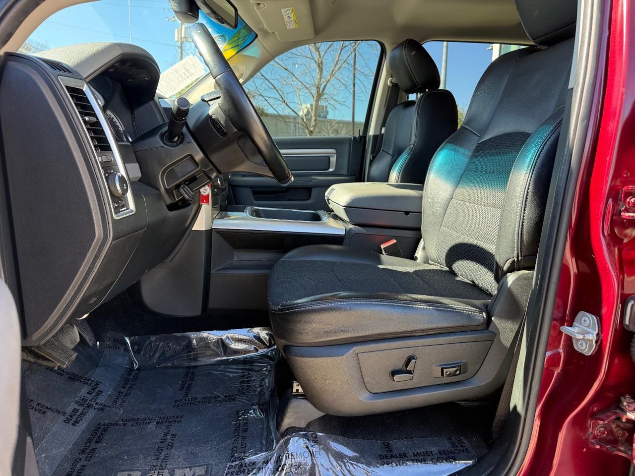 2017 Ram 1500 Lone Star Silver Crew Cab 4x2 5'7 Box Austin TX