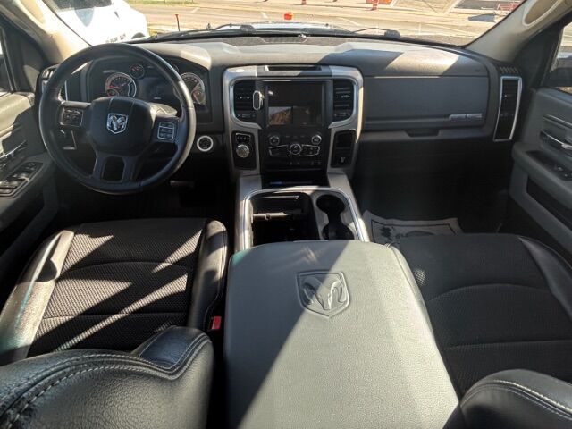 2017 Ram 1500 Lone Star Silver Crew Cab 4x2 5'7 Box New Braunfels TX