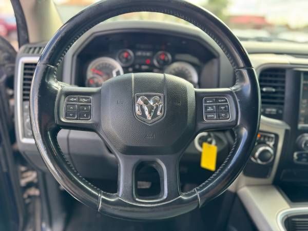 2017 Ram 1500 Lone Star Silver Crew Cab 4x2 5&apos;7 Box Mesa AZ