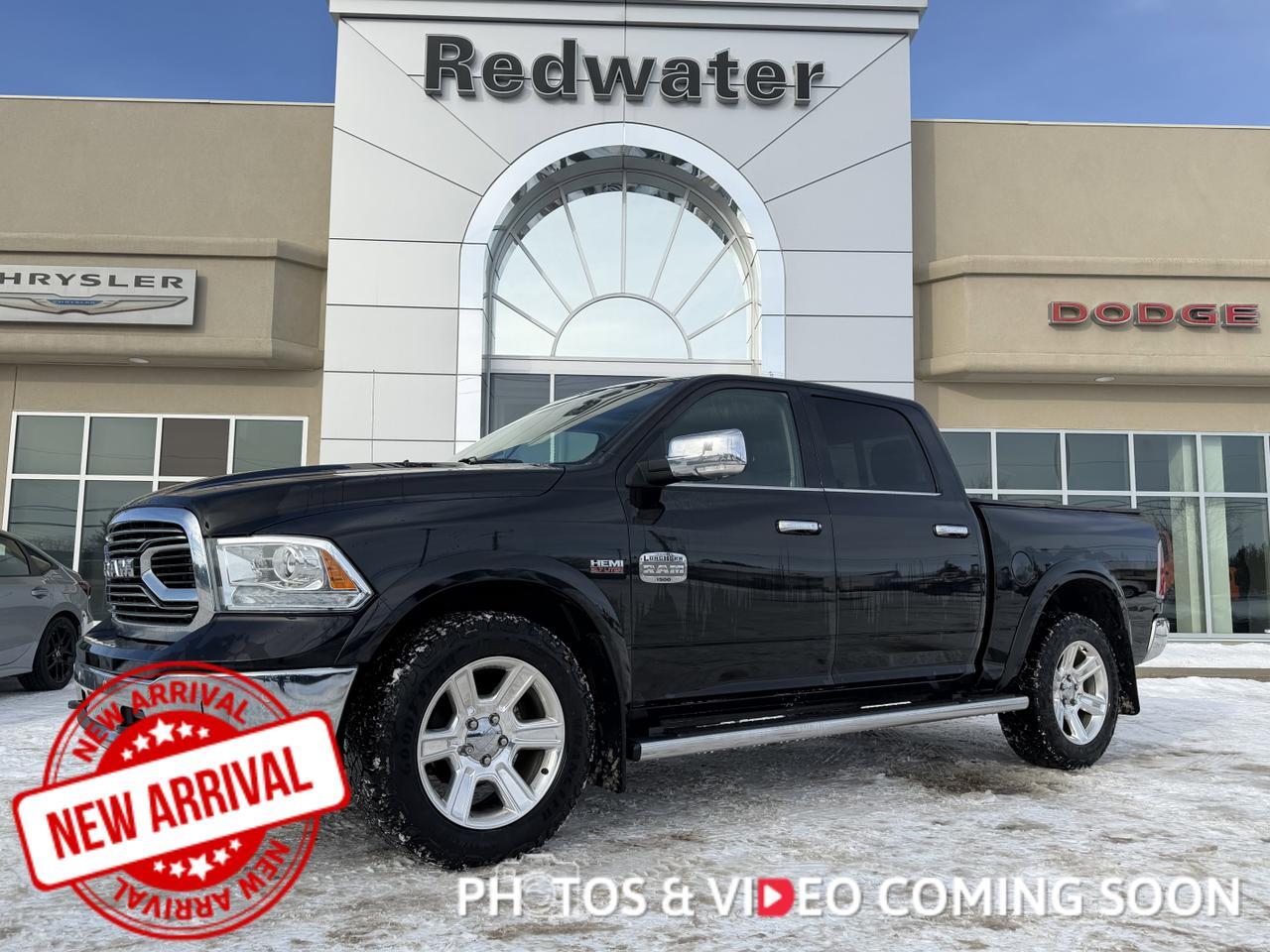 2017 Ram 1500 Longhorn Crew Cab 4x4 | V8 | NAV | Sunroof | Leather | Heated Vented Seats | Remote Start