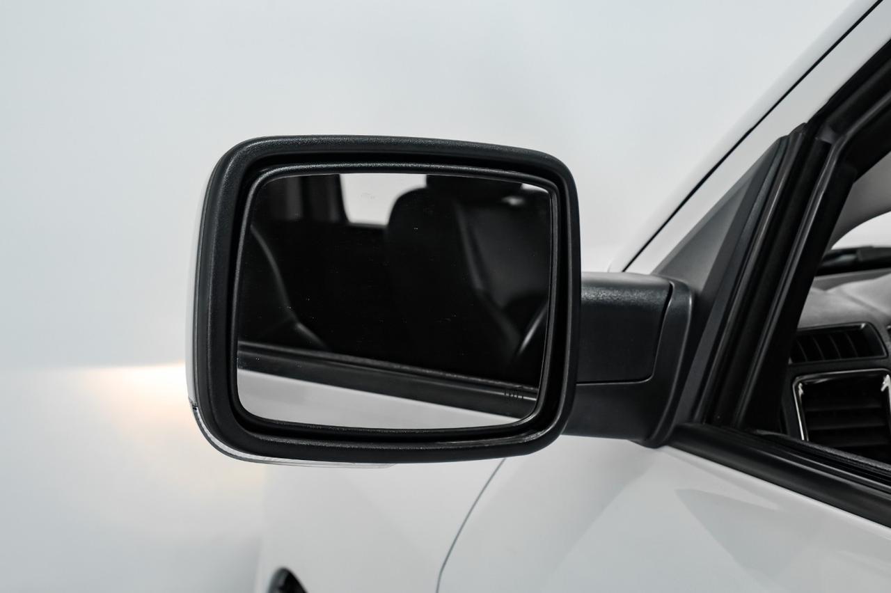 2017 Ram 1500 NIGHT EDITION CREW CAB 4WD 5.7L HEMI AUTOMATIC REAR CAMERA KEYLESS START TOW HITCH RUNNING BOARDS Carrollton TX