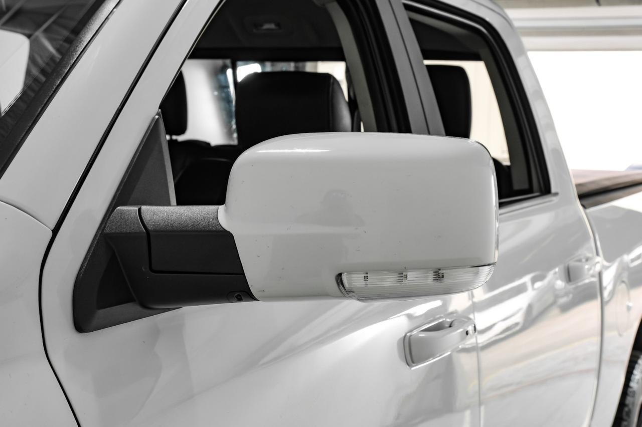 2017 Ram 1500 NIGHT EDITION CREW CAB 4WD 5.7L HEMI AUTOMATIC REAR CAMERA KEYLESS START TOW HITCH RUNNING BOARDS Carrollton TX