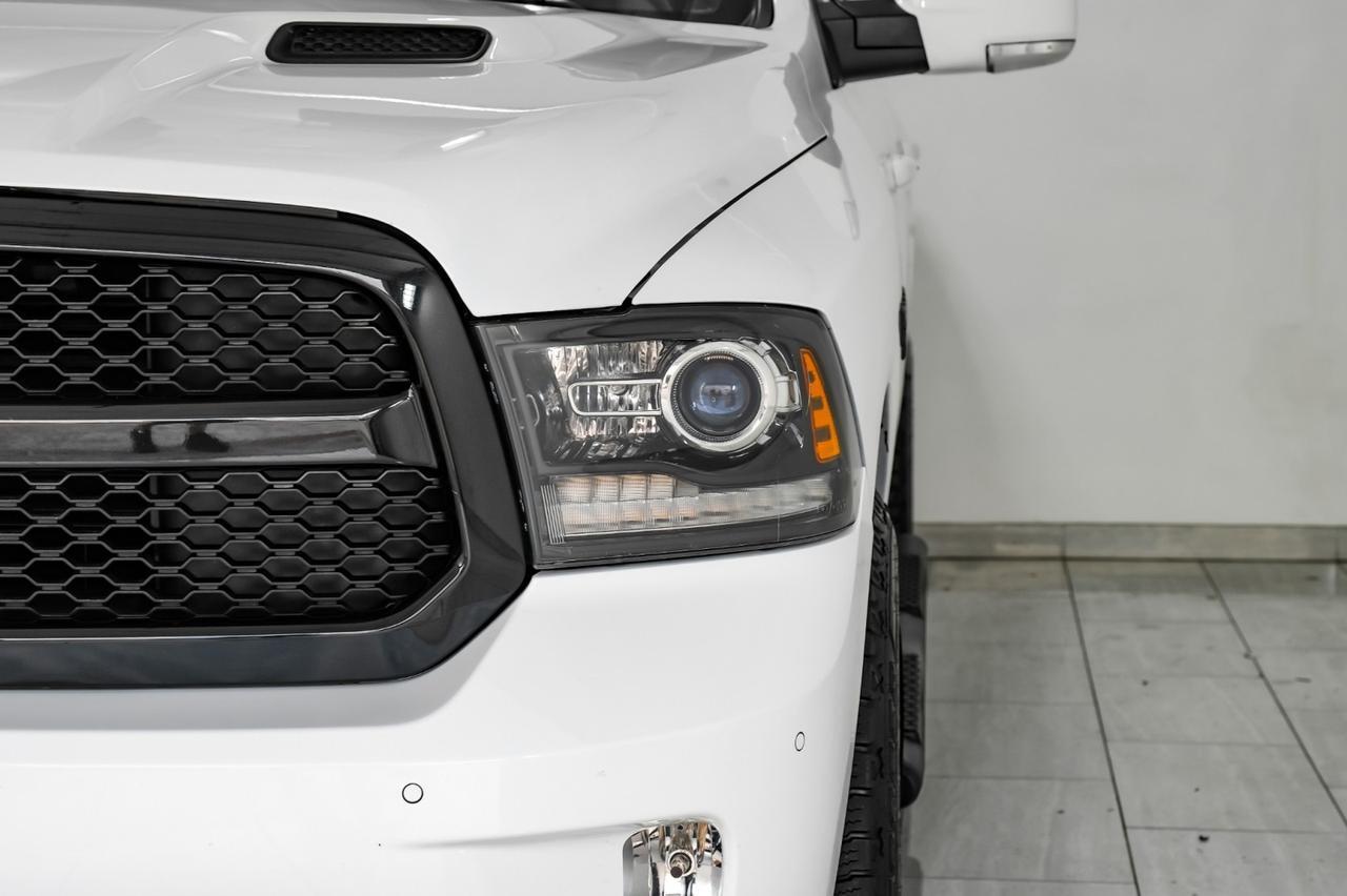 2017 Ram 1500 NIGHT EDITION CREW CAB 4WD 5.7L HEMI AUTOMATIC REAR CAMERA KEYLESS START TOW HITCH RUNNING BOARDS Carrollton TX