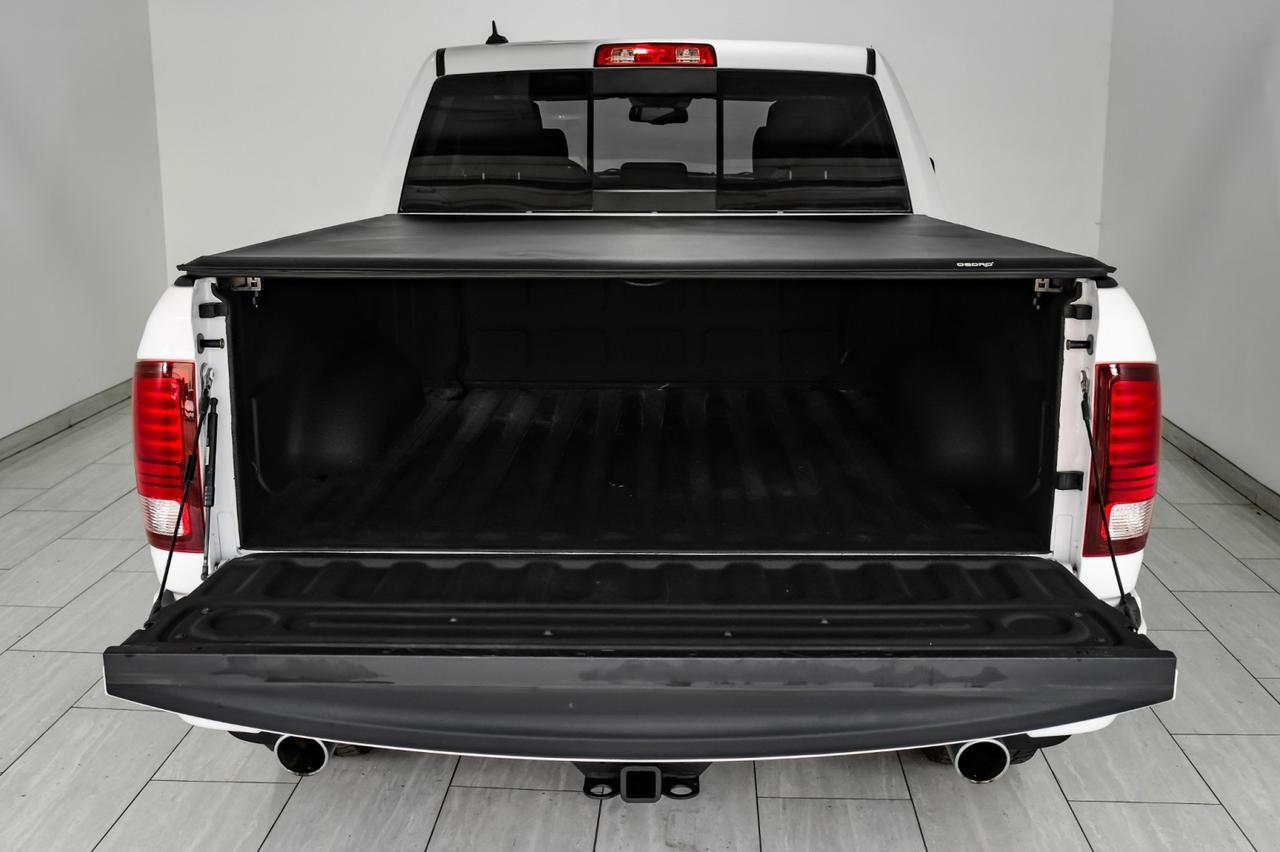 2017 Ram 1500 NIGHT EDITION CREW CAB 4WD 5.7L HEMI AUTOMATIC REAR CAMERA KEYLESS START TOW HITCH RUNNING BOARDS Carrollton TX