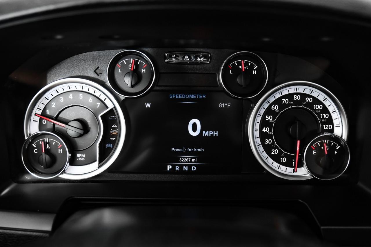 2017 Ram 1500 NIGHT EDITION CREW CAB 4WD 5.7L HEMI AUTOMATIC REAR CAMERA KEYLESS START TOW HITCH RUNNING BOARDS Carrollton TX