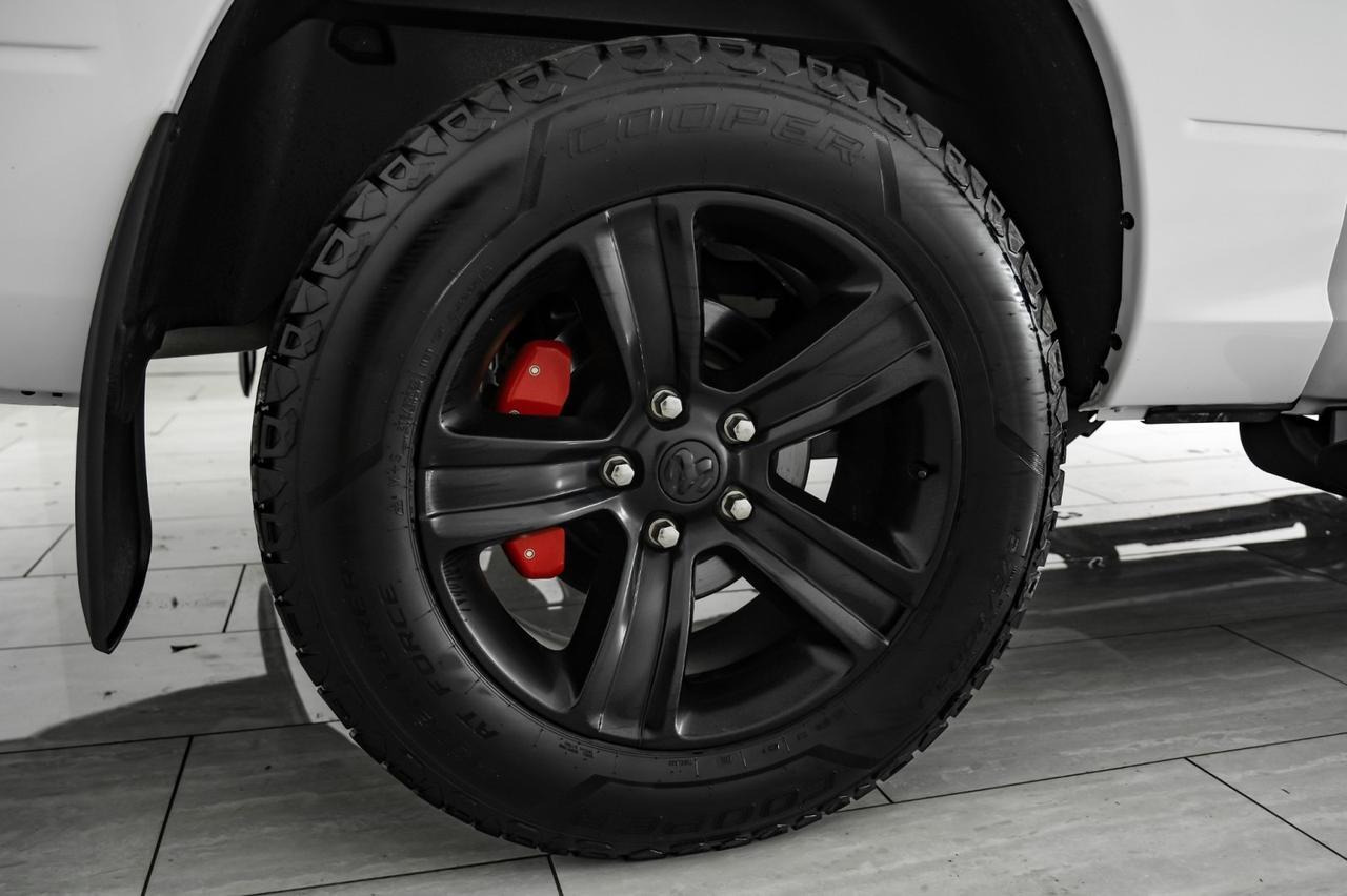 2017 Ram 1500 NIGHT EDITION CREW CAB 4WD 5.7L HEMI AUTOMATIC REAR CAMERA KEYLESS START TOW HITCH RUNNING BOARDS Carrollton TX