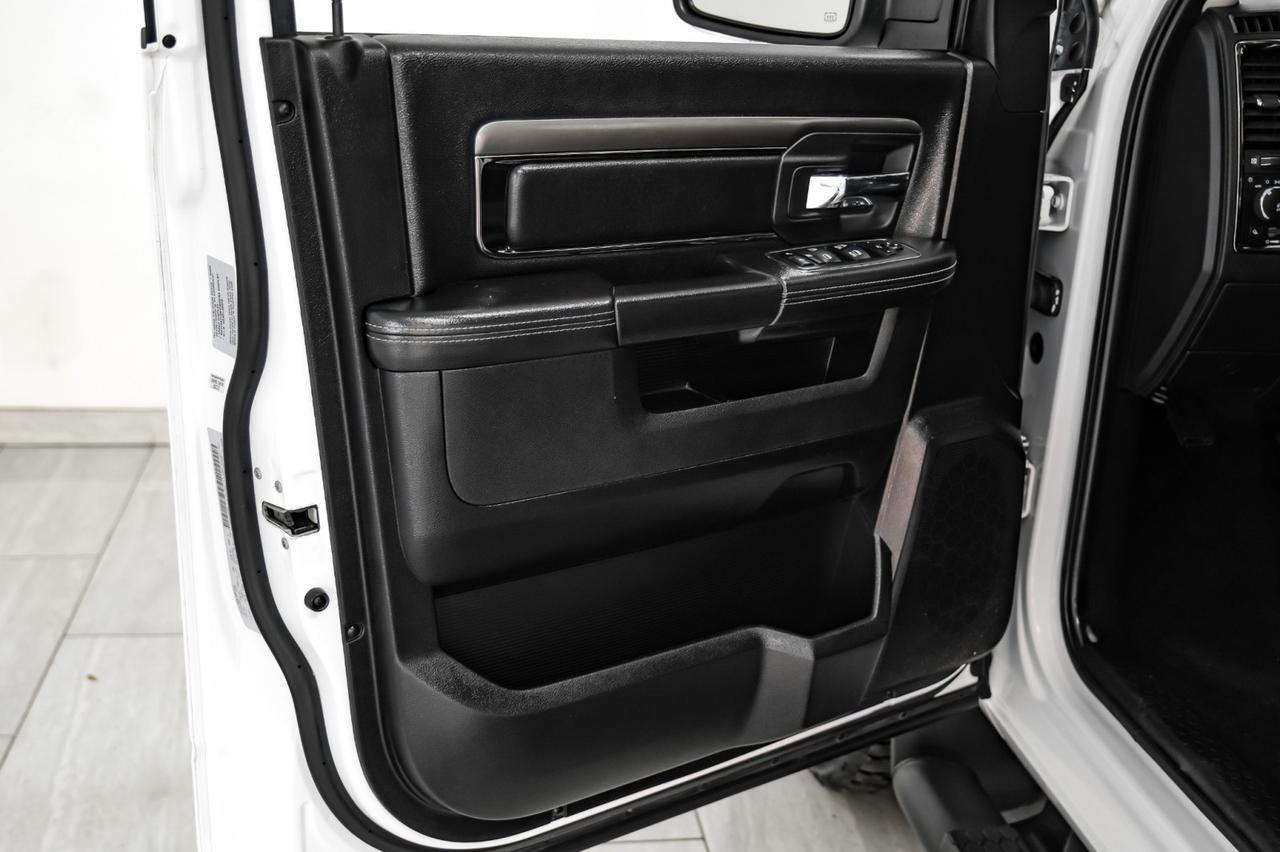 2017 Ram 1500 NIGHT EDITION CREW CAB 4WD 5.7L HEMI AUTOMATIC REAR CAMERA KEYLESS START TOW HITCH RUNNING BOARDS Carrollton TX