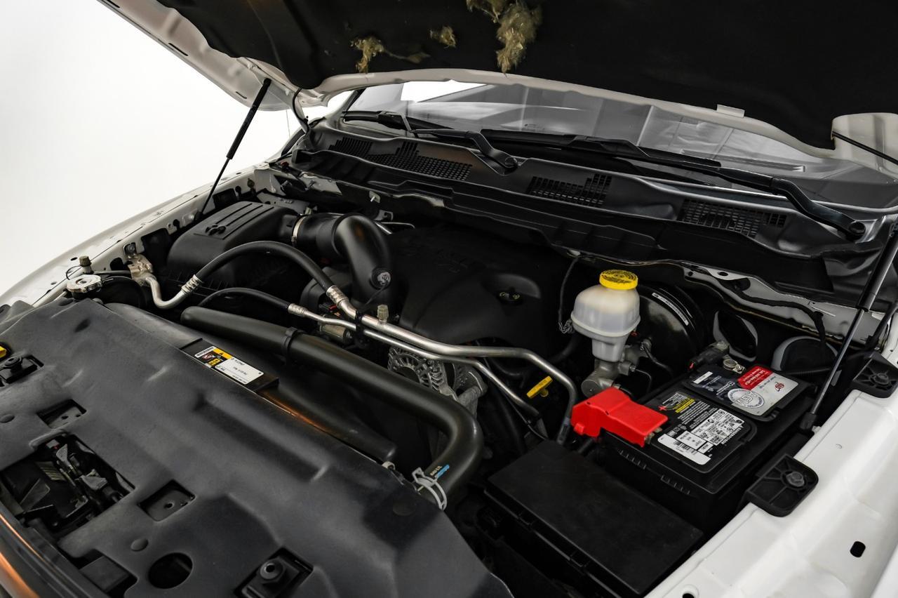 2017 Ram 1500 NIGHT EDITION CREW CAB 4WD 5.7L HEMI AUTOMATIC REAR CAMERA KEYLESS START TOW HITCH RUNNING BOARDS Carrollton TX