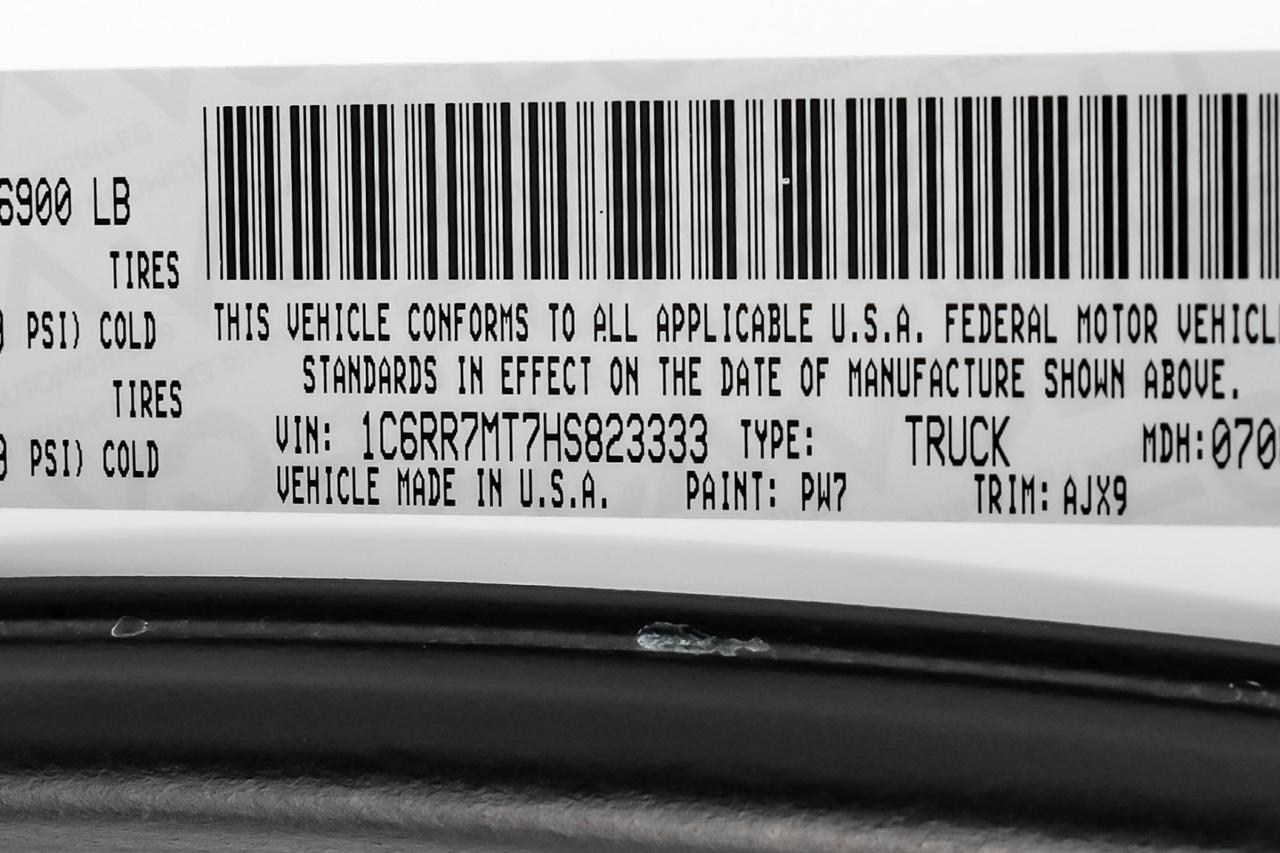2017 Ram 1500 NIGHT EDITION CREW CAB 4WD 5.7L HEMI AUTOMATIC REAR CAMERA KEYLESS START TOW HITCH RUNNING BOARDS Carrollton TX