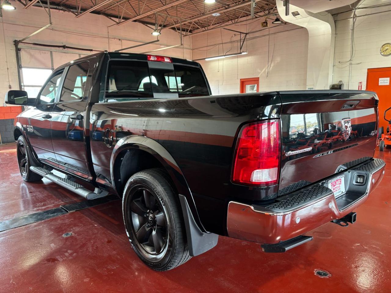 2017 Ram 1500 SLT Franklin OH