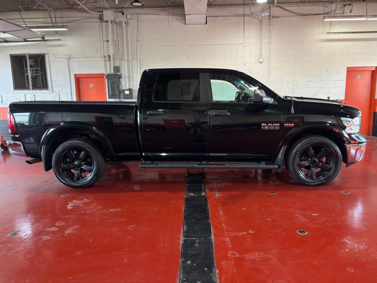 2017 Ram 1500 SLT