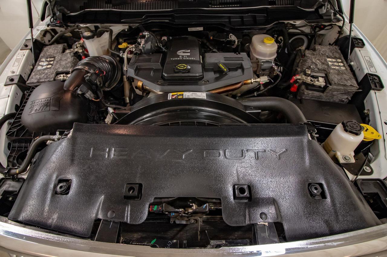 2017 Ram 2500 4x4 Crew Cab Laramie Diesel Leather Roof Red Deer AB