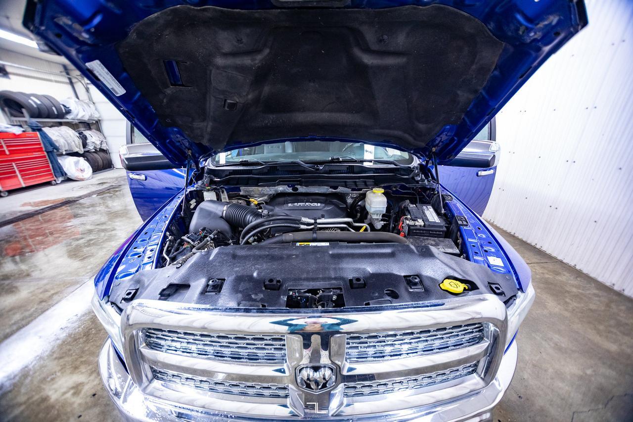 2017 Ram 2500 4x4 Crew Cab Laramie Power Wagon Leather Roof BCam Red Deer AB