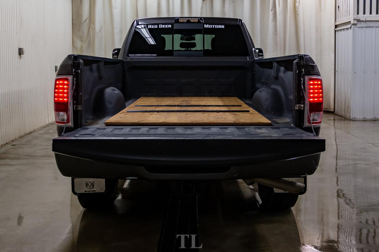 2017 Ram 2500 4x4 Crew Cab Limited Longbox HEMI Leather Nav BCam Red Deer AB