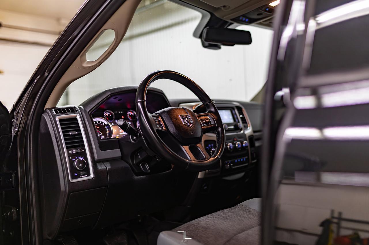 2017 Ram 2500 4x4 Crew Cab SLT Diesel BCam Red Deer AB