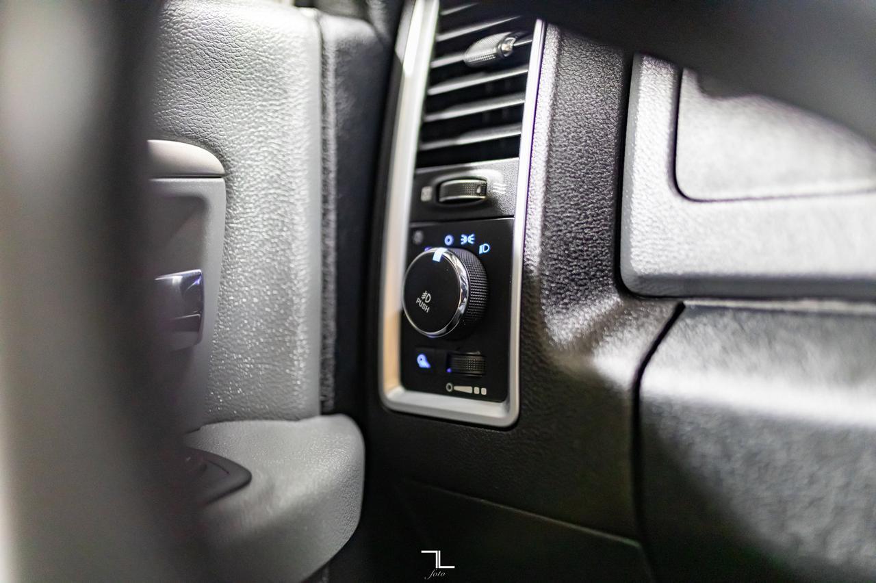 2017 Ram 2500 4x4 Crew Cab SLT Diesel BCam Red Deer AB