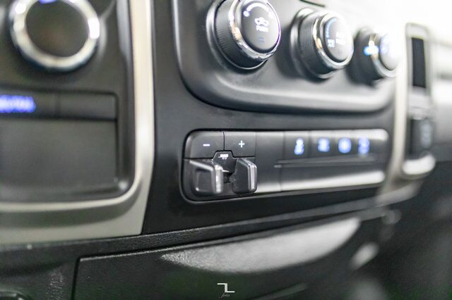 2017 Ram 2500 4x4 Crew Cab SLT Diesel BCam Red Deer AB