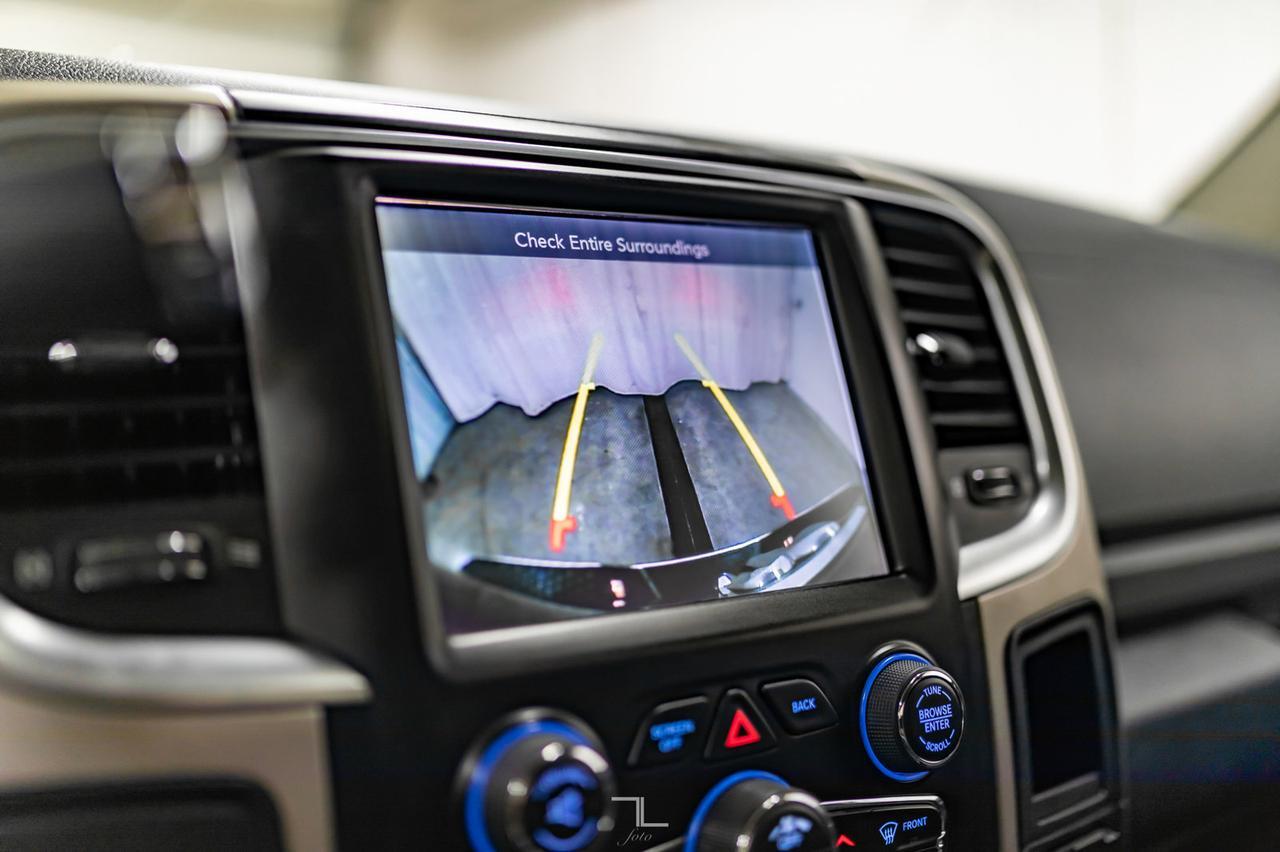 2017 Ram 2500 4x4 Crew Cab SLT Diesel Roof BCam Red Deer AB