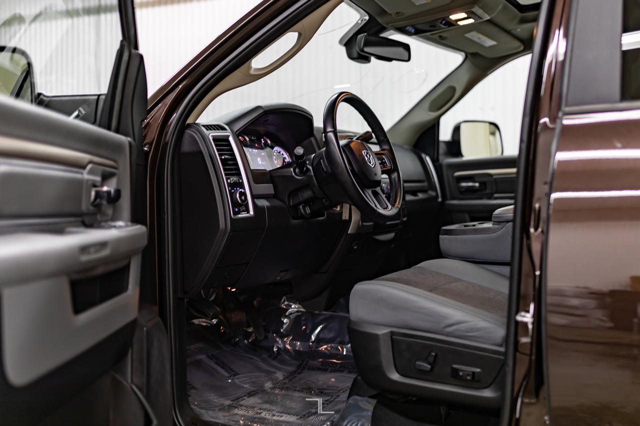 2017 Ram 2500 4x4 Crew Cab SLT Diesel Roof BCam Red Deer AB