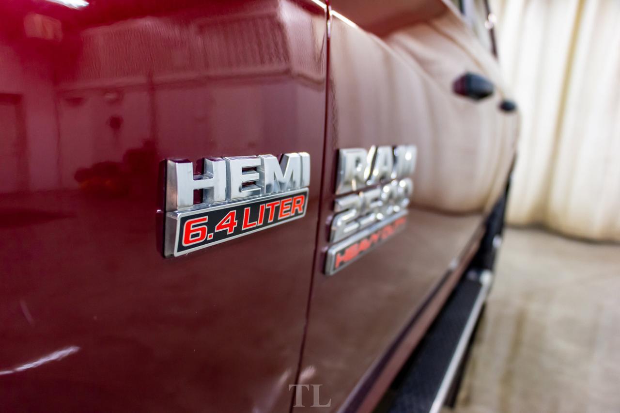 2017 Ram 2500 4x4 Crew Cab SLT HEMI BCam Red Deer AB