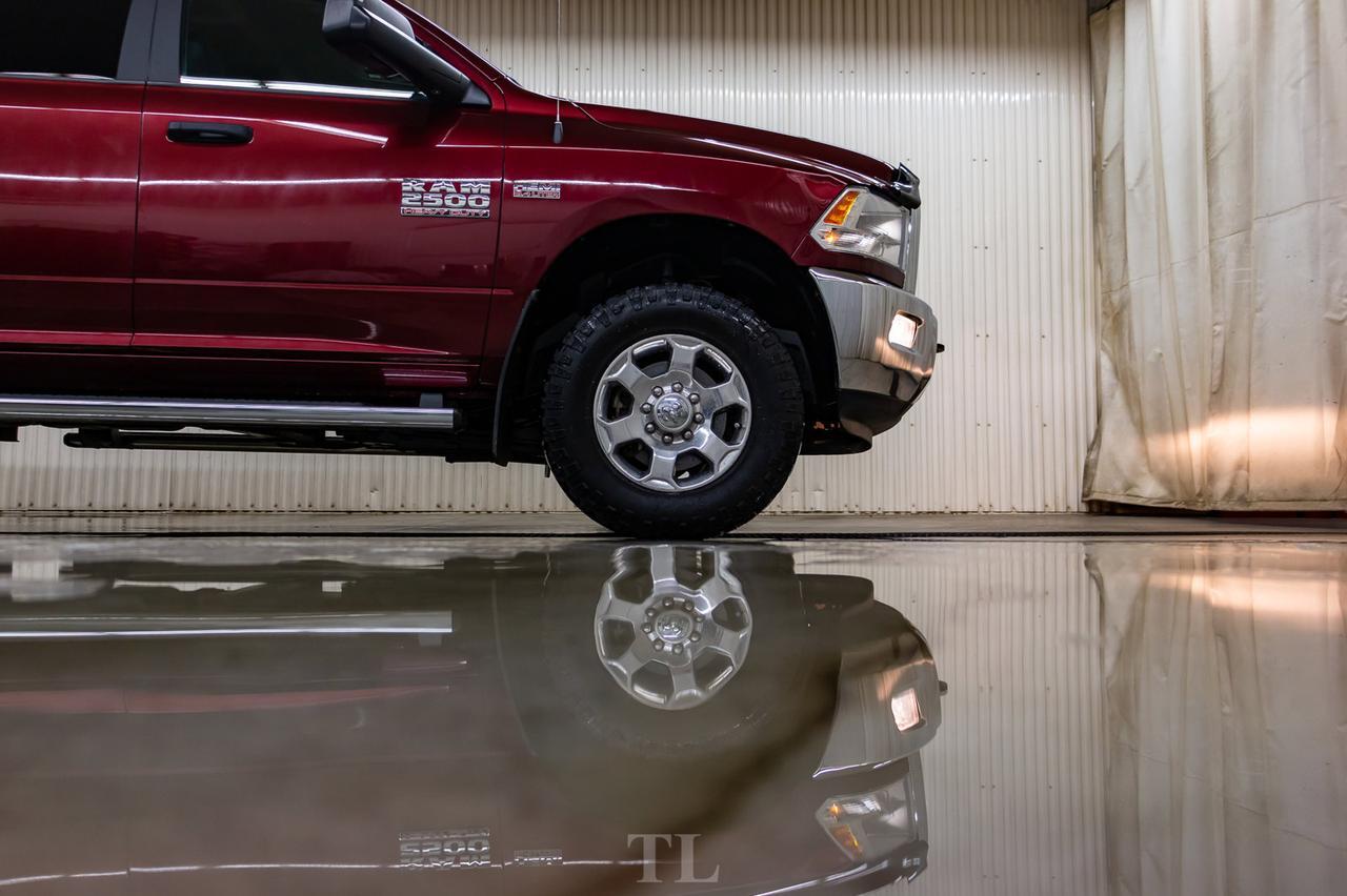 2017 Ram 2500 4x4 Crew Cab SLT HEMI BCam Red Deer AB