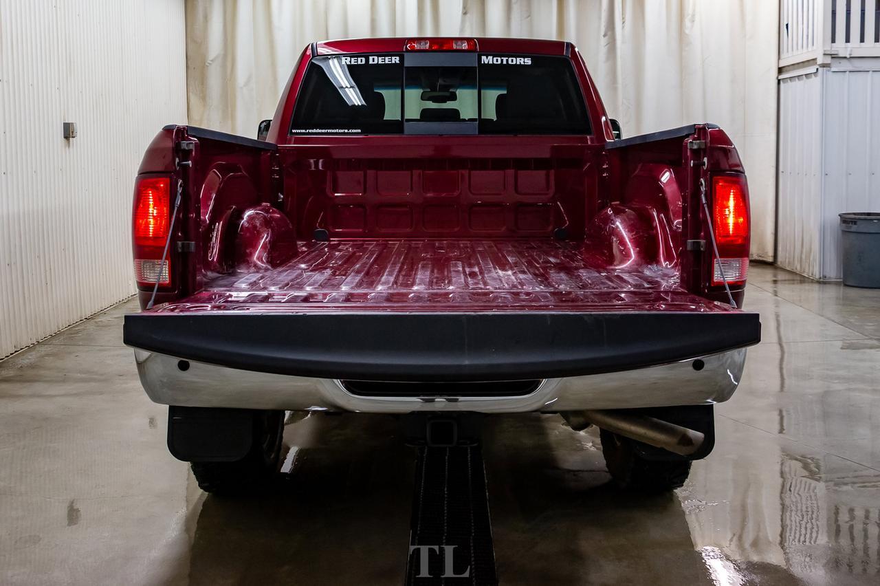 2017 Ram 2500 4x4 Crew Cab SLT HEMI BCam Red Deer AB