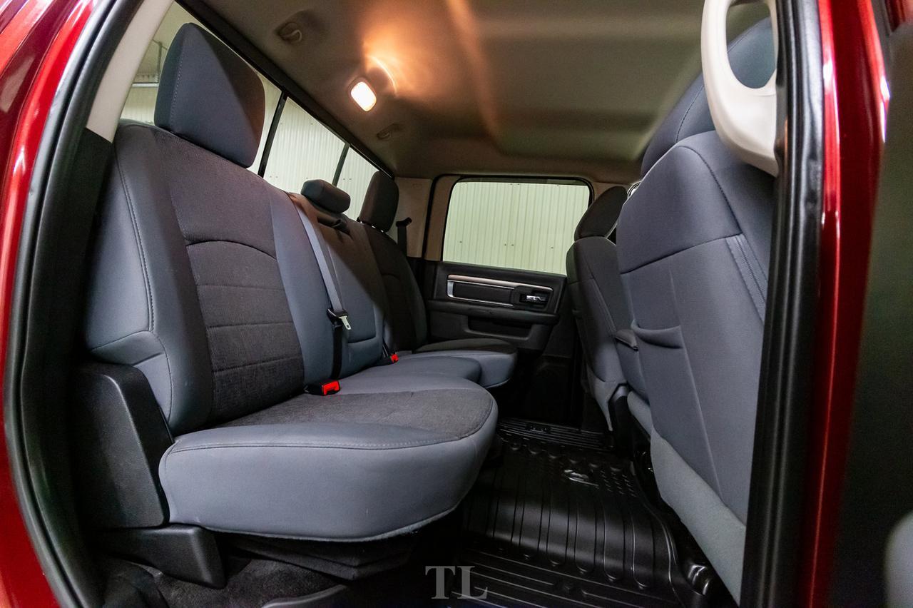 2017 Ram 2500 4x4 Crew Cab SLT HEMI BCam Red Deer AB