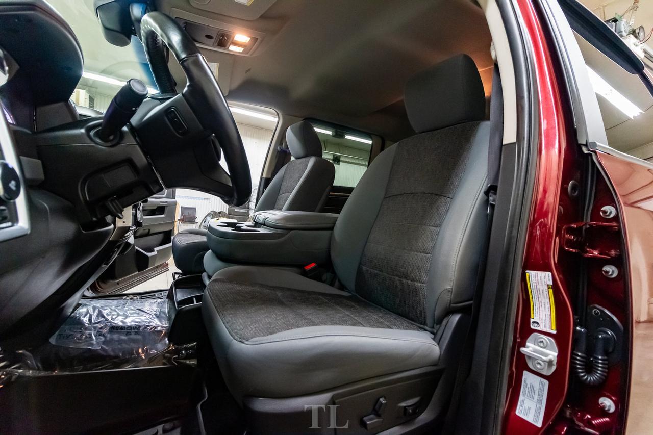 2017 Ram 2500 4x4 Crew Cab SLT HEMI BCam Red Deer AB
