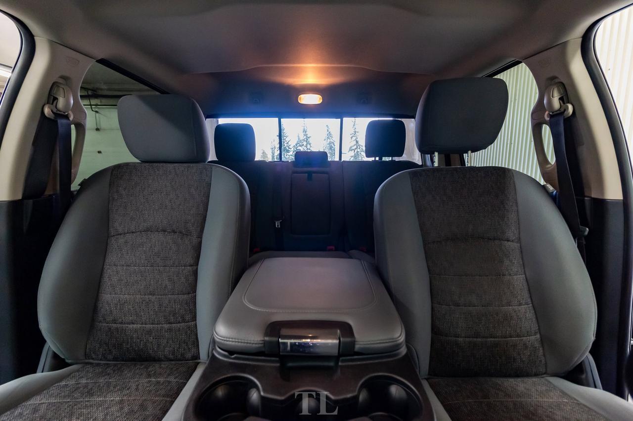 2017 Ram 2500 4x4 Crew Cab SLT HEMI Bcam Red Deer AB