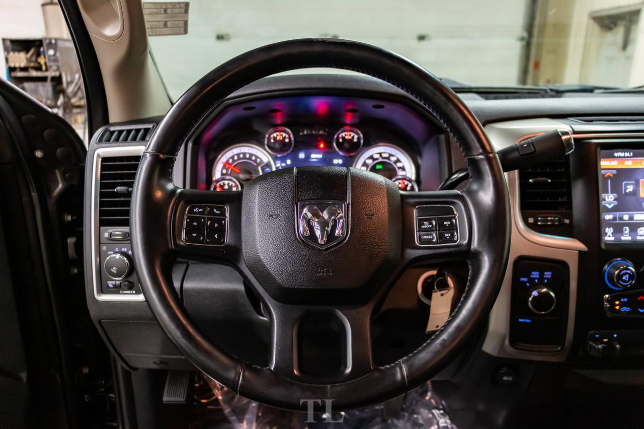 2017 Ram 2500 4x4 Crew Cab SLT HEMI Bcam Red Deer AB