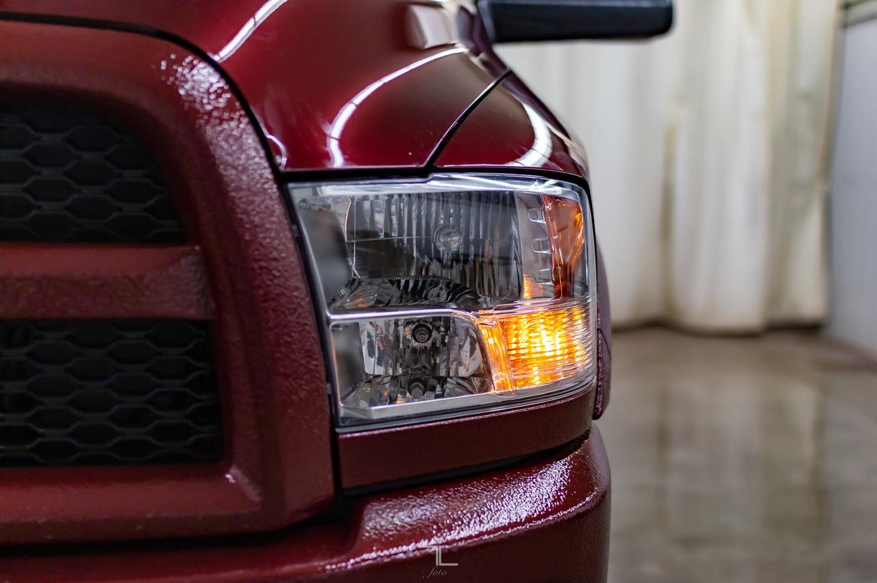 2017 Ram 2500 4x4 Crew Cab SLT HEMI Nav Roof BCam Red Deer AB