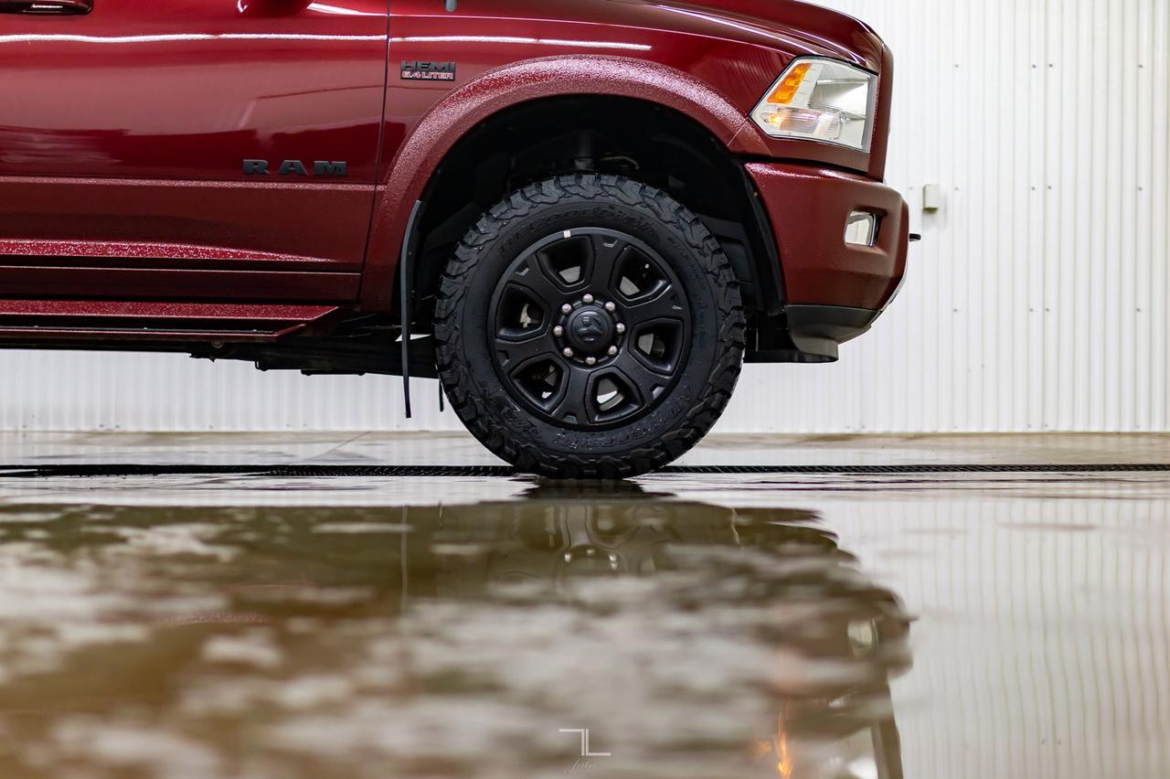 2017 Ram 2500 4x4 Crew Cab SLT HEMI Nav Roof BCam Red Deer AB