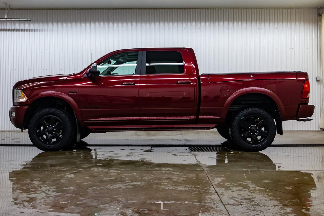 2017 Ram 2500 4x4 Crew Cab SLT HEMI Nav Roof BCam Red Deer AB