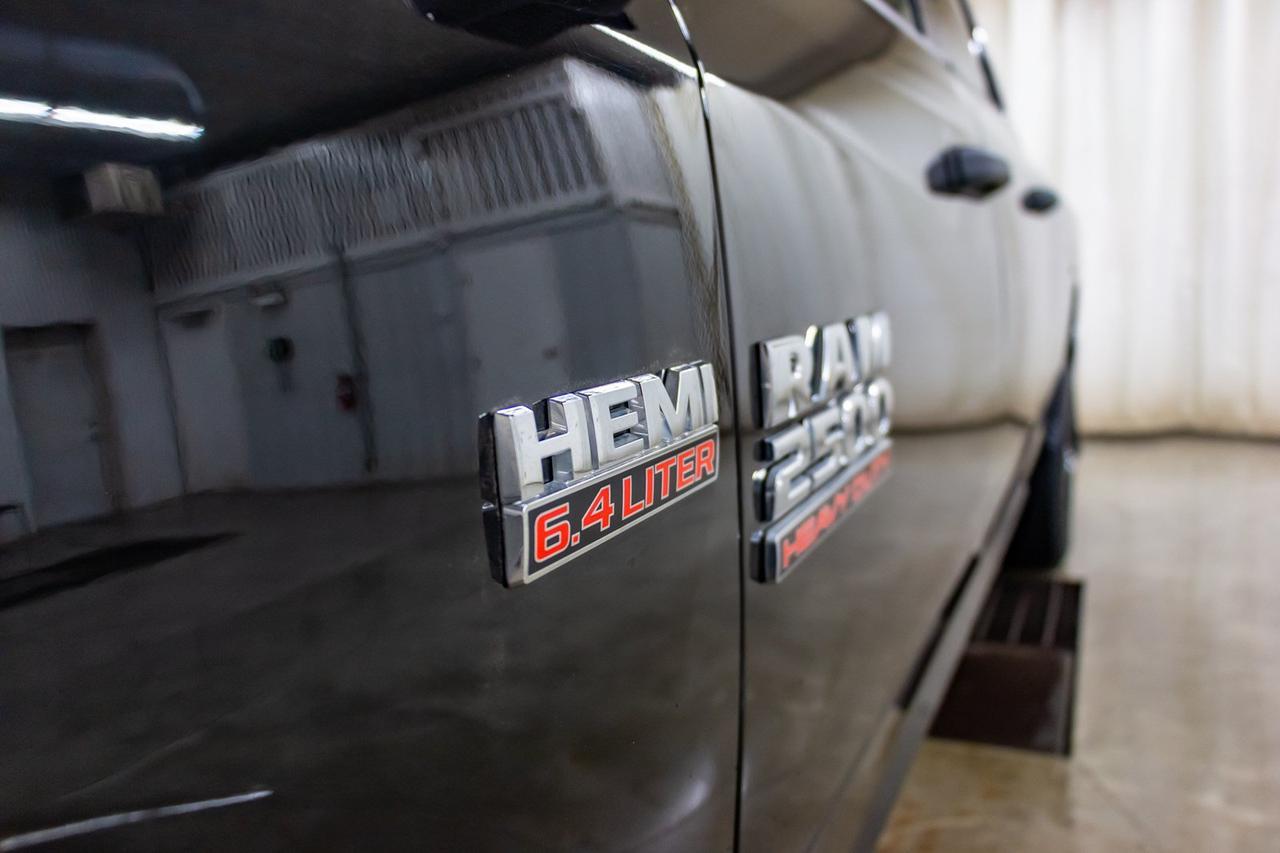 2017 Ram 2500 4x4 Crew Cab SLT LWB Nav Red Deer AB