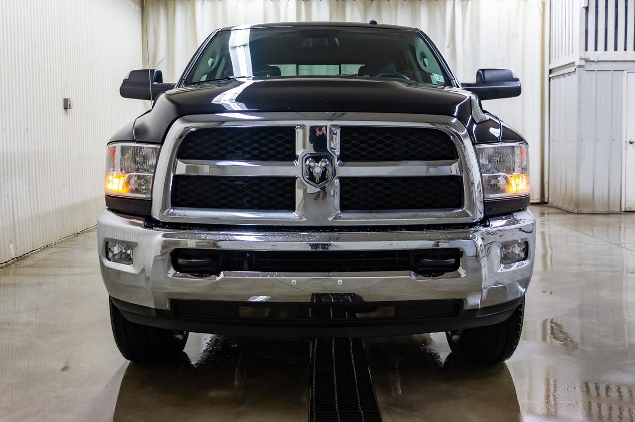 2017 Ram 2500 4x4 Crew Cab SLT LWB Nav Red Deer AB