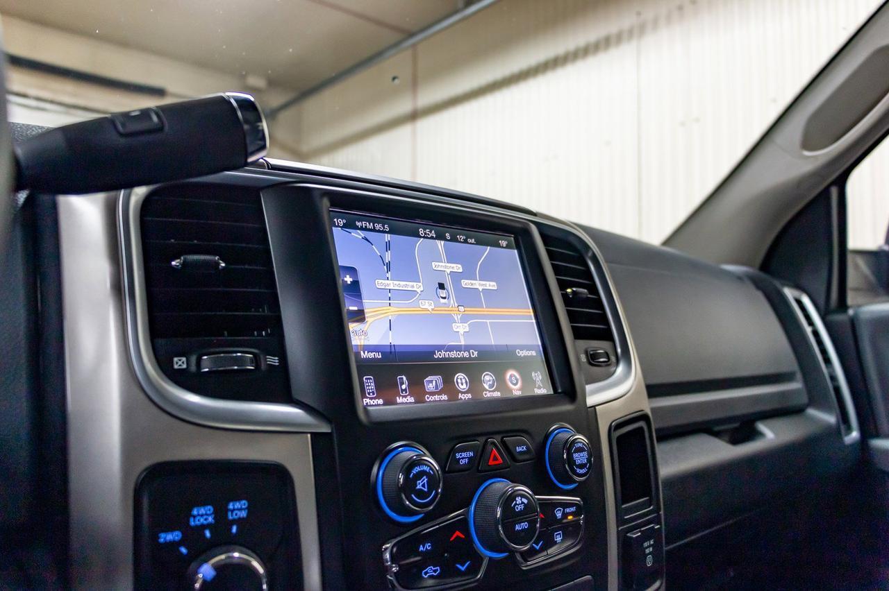 2017 Ram 2500 4x4 Crew Cab SLT LWB Nav Red Deer AB