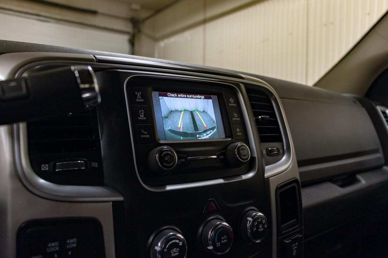 2017 Ram 2500 4x4 Crew Cab SXT BCam Red Deer AB