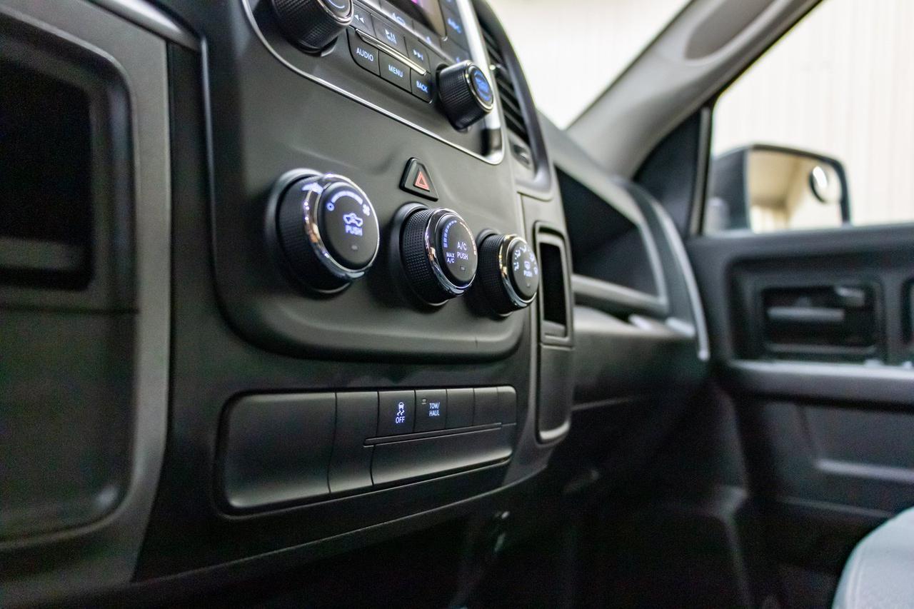 2017 Ram 2500 4x4 Crew Cab SXT Red Deer AB