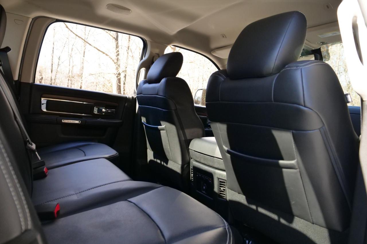 2017 Ram 2500 Laramie 4X4 / Turbo Diesel / Cooled Seats! Lincolnton NC