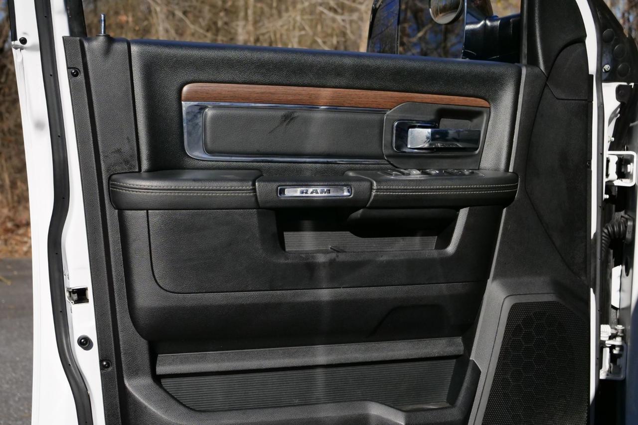 2017 Ram 2500 Laramie 4X4 / Turbo Diesel / Cooled Seats! Lincolnton NC