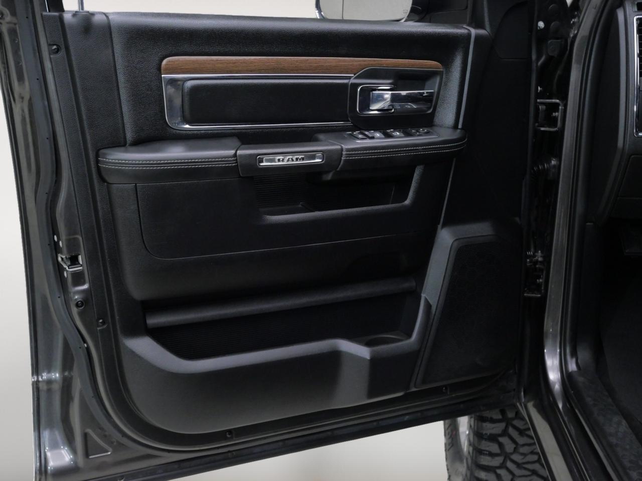 2017 Ram 2500 Laramie 6.7L Cummins 4x4 Mansfield TX