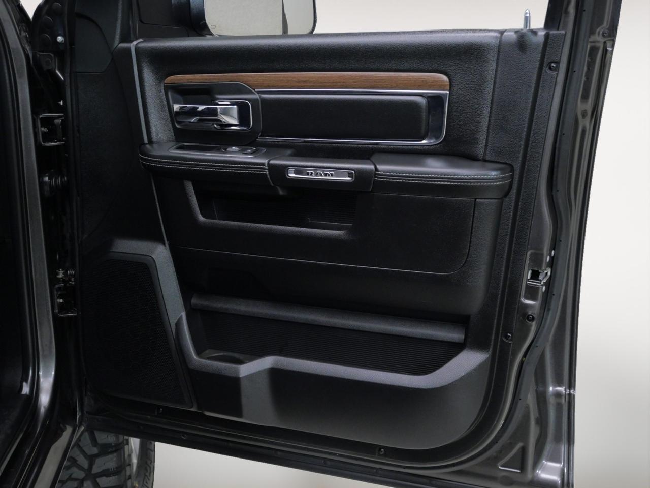 2017 Ram 2500 Laramie 6.7L Cummins 4x4 Mansfield TX