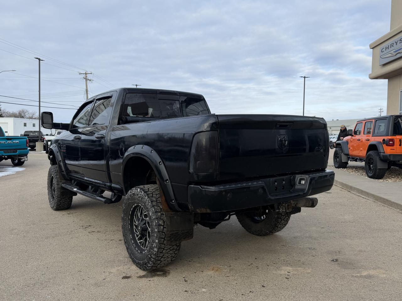 2017 Ram 2500 Laramie Crew Cab 4x4 | Cummins Diesel | Leather | Heated Vented Seats | NAV | Sunroof | Remote Start Redwater AB