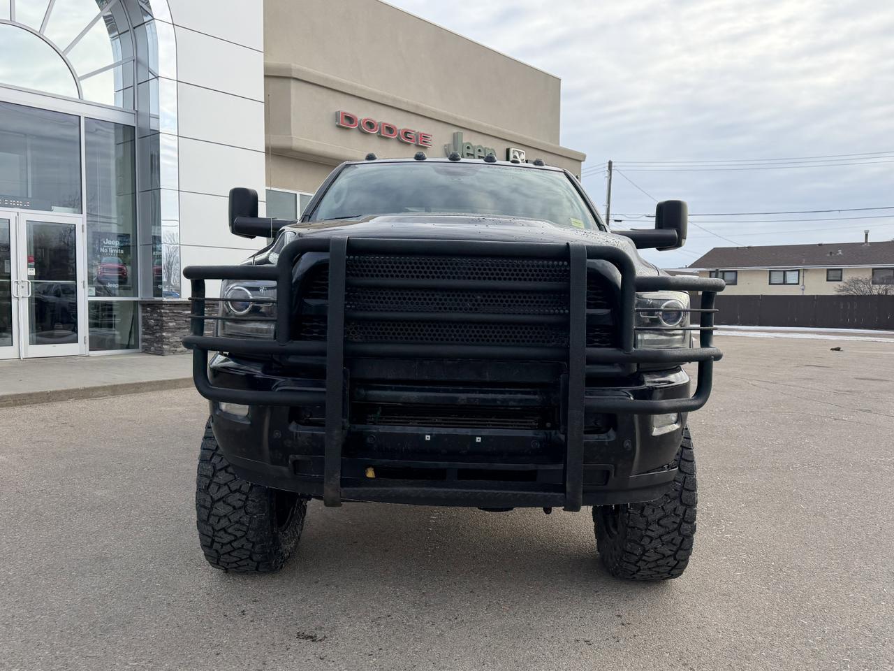 2017 Ram 2500 Laramie Crew Cab 4x4 | Cummins Diesel | Leather | Heated Vented Seats | NAV | Sunroof | Remote Start Redwater AB